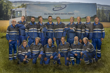 2. Reihe von links: Markus Peterhans, Tschusi Peterhans, Roger Wetzstein, Thomas Meier, Jürg Limacher, Reto Stutz